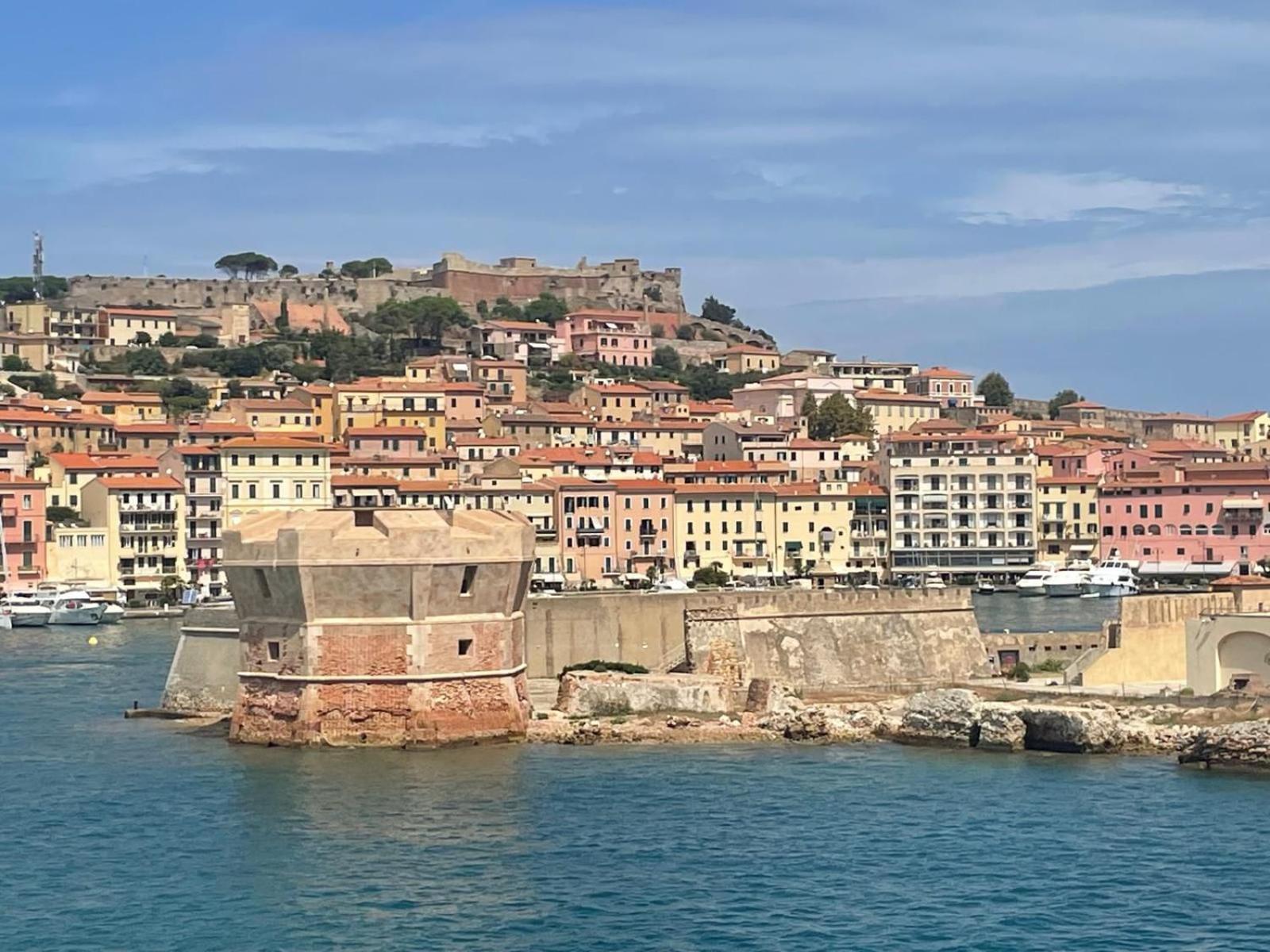 Apartamento Monolocale La Darsena Portoferraio Exterior foto