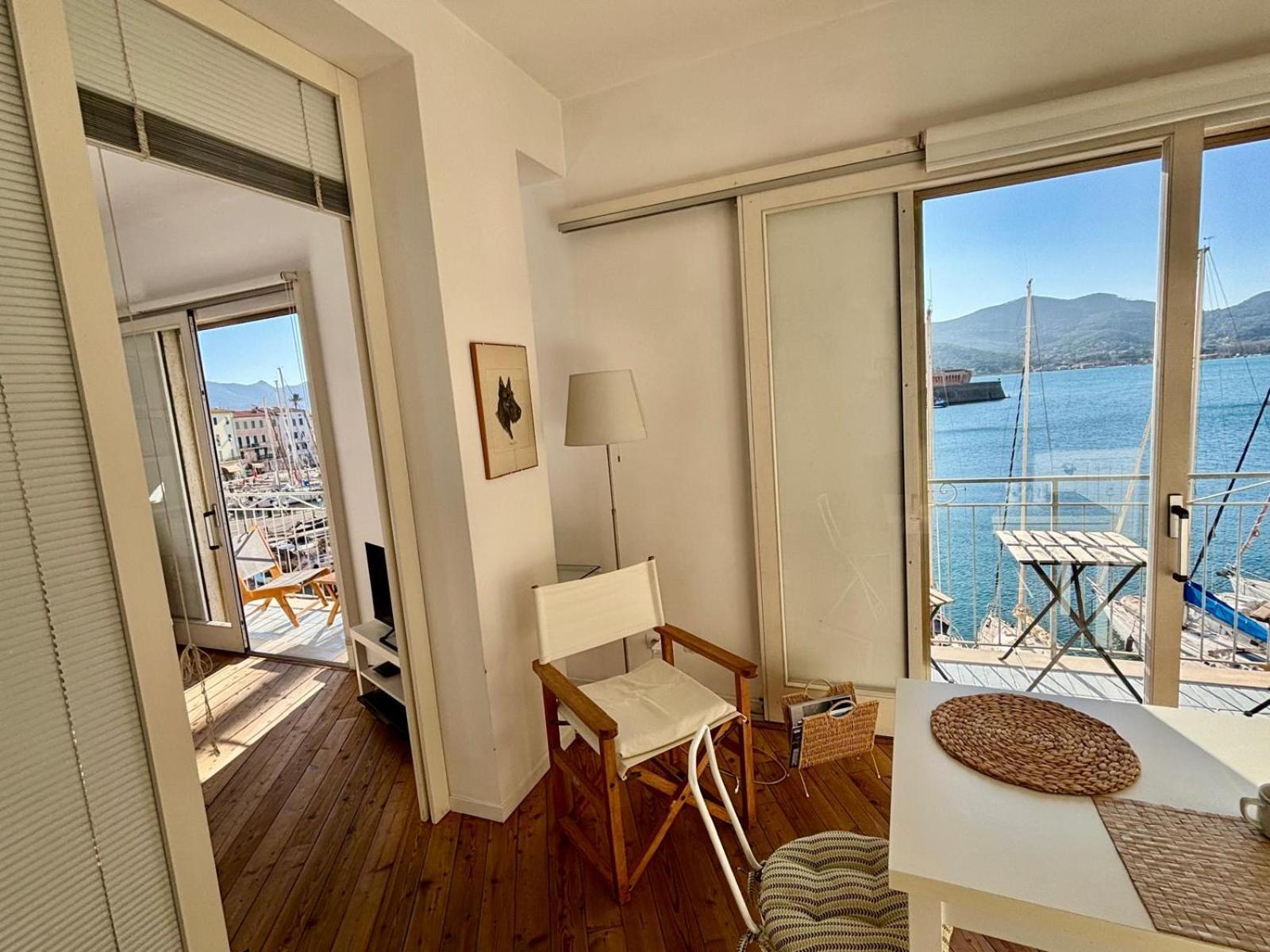 Apartamento Monolocale La Darsena Portoferraio Exterior foto